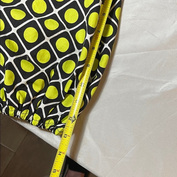 Guess Vibrant Lime and Black Patterned Long Sleeve Dress - Picture 10 of 12